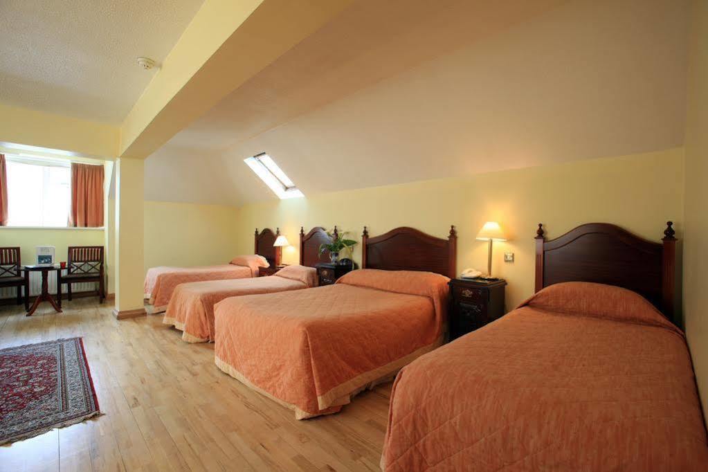 Jackson's Hotel&Leisure Centre Ballybofey Extérieur photo
